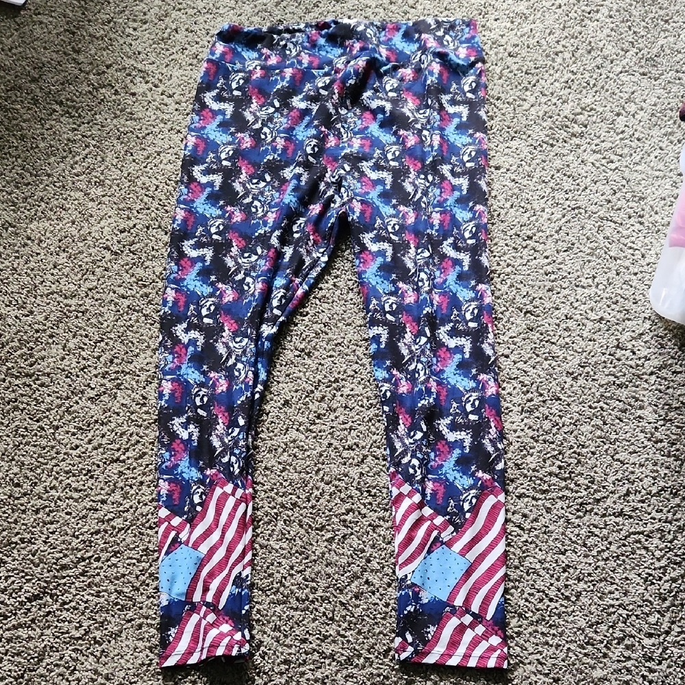 LuLaRoe Blue and Red Leggings with Patriotic Design